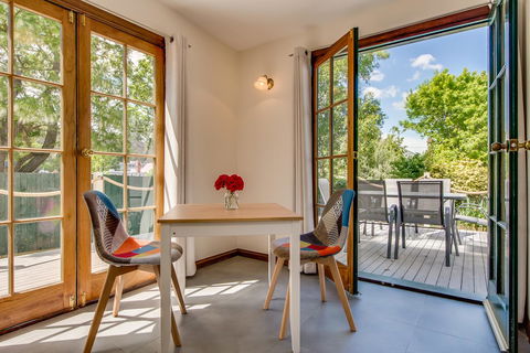 Rosehaven Cottage - Accommodation Mount Tamborine 1