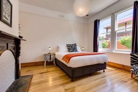 Rosehaven Cottage - Accommodation Mount Tamborine 3