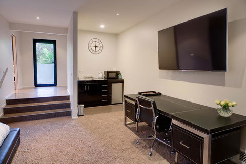 Amare Beachside Luxury - Accommodation Mount Tamborine 16