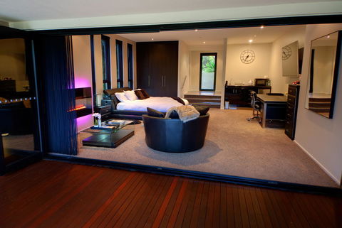 Amare Beachside Luxury - Accommodation Mount Tamborine 18