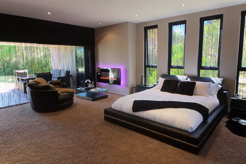 Amare Beachside Luxury - Accommodation Mount Tamborine 10