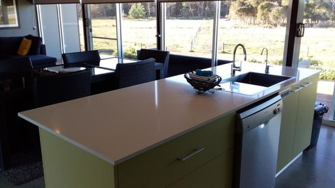 Pelican Point Sanctuary - Accommodation Mount Tamborine 3