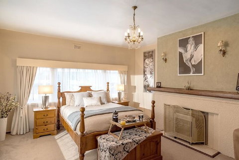 Jones On Wilson Boutique B&B - Accommodation Mount Tamborine 2