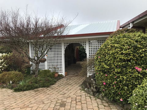 Highgrove - Accommodation Mount Tamborine 16