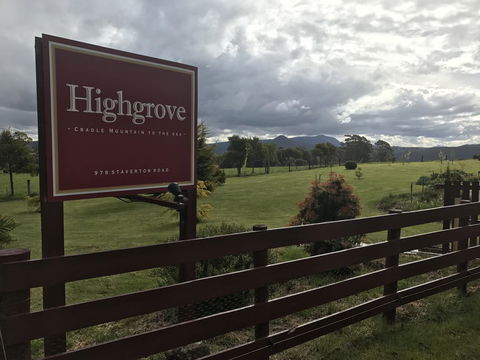 Highgrove - Accommodation Mount Tamborine 19