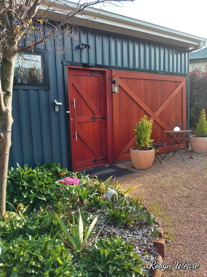 Moltema TAS Accommodation Mount Tamborine