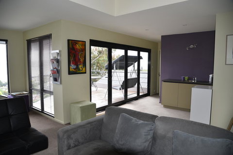 Studioat10 - Accommodation Mount Tamborine 18