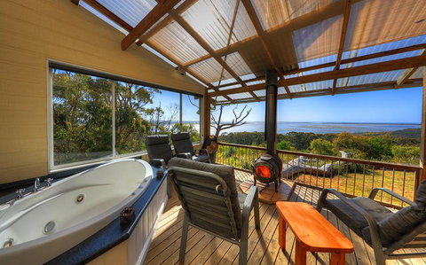 Island View Spa Cottage - Accommodation Mount Tamborine 6