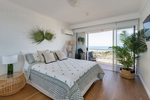 NEW Beautiful 2 Bed Ocean Views In Broadbeach - Accommodation Mount Tamborine 0
