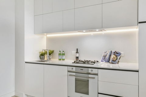 New One-Bedroom With Sweeping Views - Accommodation Mount Tamborine 1