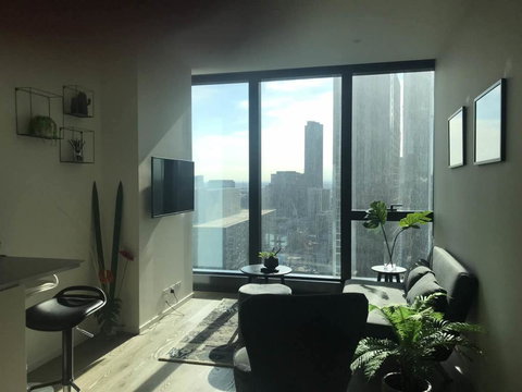 New Stylish Southbank Apartment Close To Crown - Accommodation Mount Tamborine 1