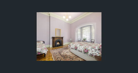 Newport Homestay & Lodge - The Heritage Guest House - Accommodation Mount Tamborine 0