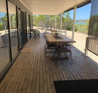 No. 10 Coffin Bay - Accommodation Mount Tamborine