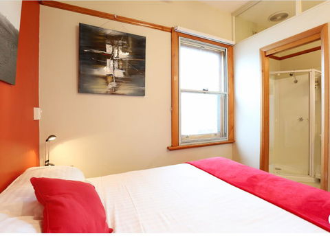North Hobart Apartments - Accommodation Mount Tamborine 2