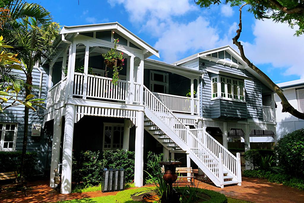 Hawthorne QLD Accommodation Mount Tamborine