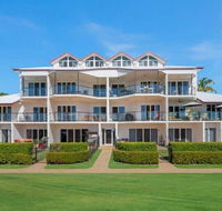 Ocean Breeze Near Parks and Rowes Bay - Accommodation Mount Tamborine