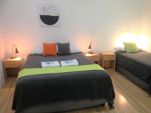 Ocean Shores Motel - Accommodation Mount Tamborine 3