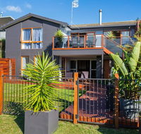 Ocean's 30 - Ultimate Beach Frontage - Accommodation Mount Tamborine