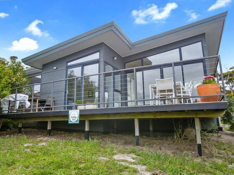 OCEANS 12 - Modern Ocean View Villa - Accommodation Mount Tamborine 3