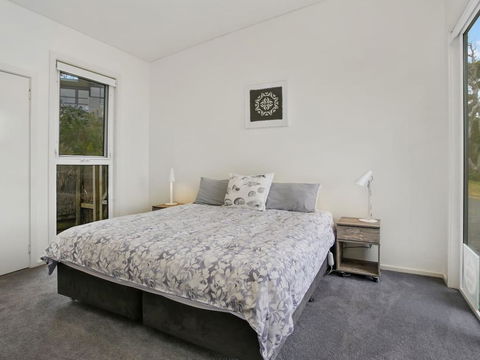 OCEANS 12 - Modern Ocean View Villa - Accommodation Mount Tamborine 2