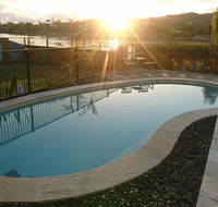Palm Lakeside Holiday Home - Bowen Whitsundays Queensland - Accommodation Mount Tamborine
