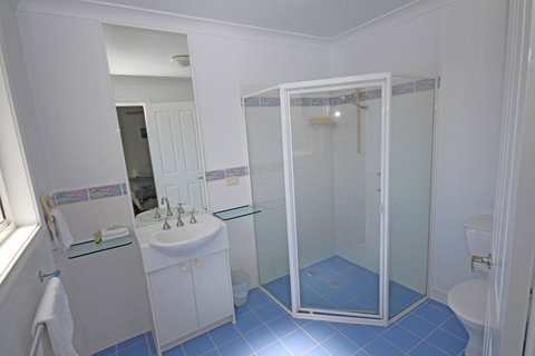 Paradise Waters - No. 19 - Accommodation Mount Tamborine 1