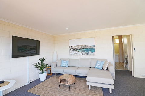 Penguin Mews Merimbula - Accommodation Mount Tamborine 0
