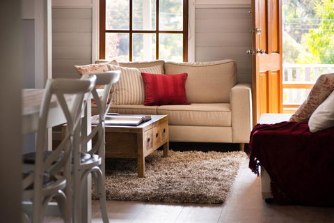 Petite Maison - Accommodation Mount Tamborine 0