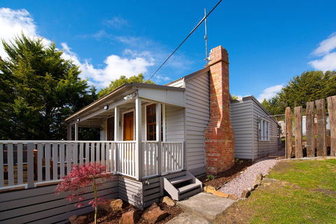 Petite Maison - Accommodation Mount Tamborine 1