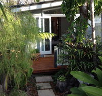 Petrie Garden Studio - Accommodation Mount Tamborine