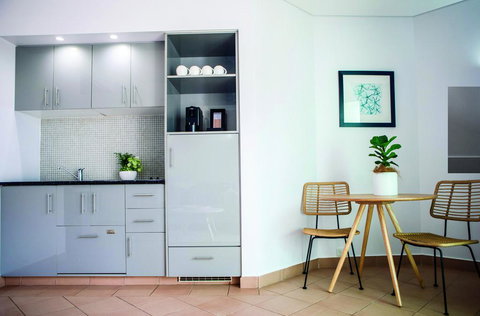 Port Douglas Peninsula Boutique Hotel - Adults Only Haven - Accommodation Mount Tamborine 2