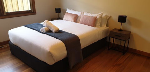 Port Life Beach House - Accommodation Mount Tamborine 3