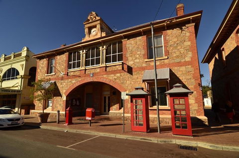 Post Office Apartment - Accommodation Mount Tamborine 1