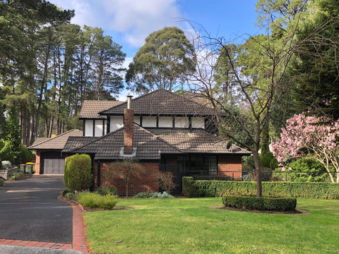 Pride Leisure Garden House - Accommodation Mount Tamborine 0