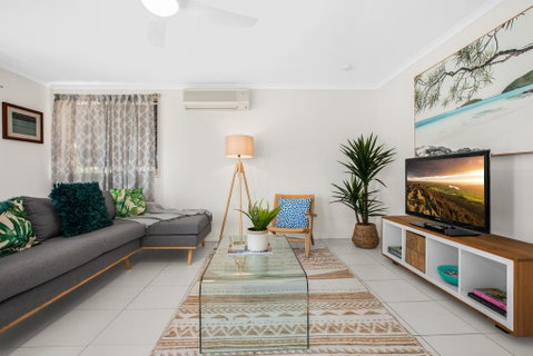 Prime Location Just 500m From Beach - Accommodation Mount Tamborine 2