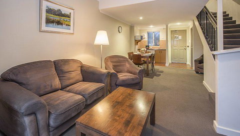 Private Apartments At The Sanctuary Resort - Accommodation Mount Tamborine 3