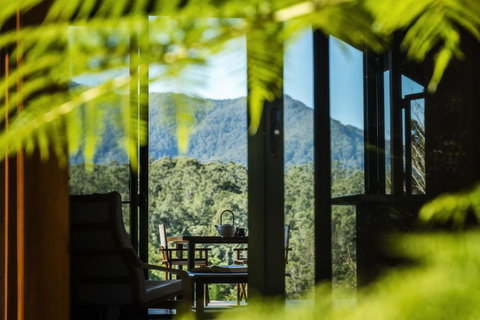 Promised Land Retreat - Accommodation Mount Tamborine 2