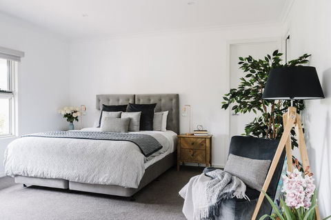 Province Lake House - Accommodation Mount Tamborine 3