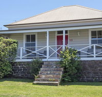 Quarryman's Cottage - country style in town - Accommodation Mount Tamborine