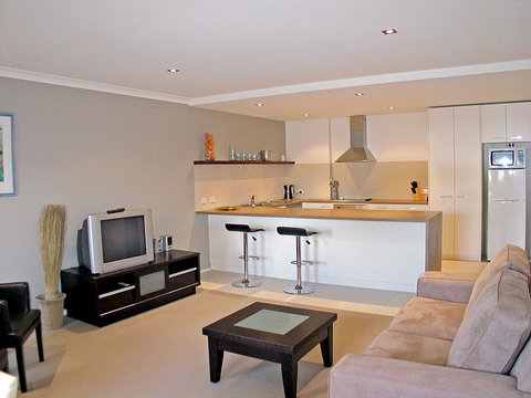 QUEENSCLIFFS WYUNA 17 - Accommodation Mount Tamborine 0