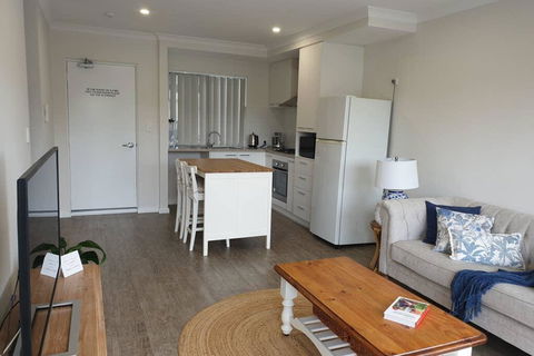 Quiet Apartment Walking Distance To Restaurants - Accommodation Mount Tamborine 0