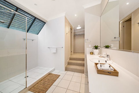 Ravensbourne Escape - Silverwood Lodge - Accommodation Mount Tamborine 2