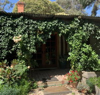 Red Hill Cottage - Accommodation Mount Tamborine