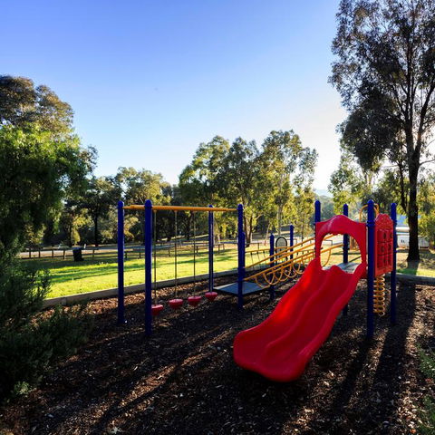 Reflections Holiday Park Grabine Lakeside - Accommodation Mount Tamborine 0