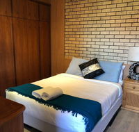 Retro 1bedroom Studio Close to airportCBD - Accommodation Mount Tamborine