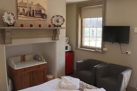 Robinson Cottage - Accommodation Mount Tamborine 3