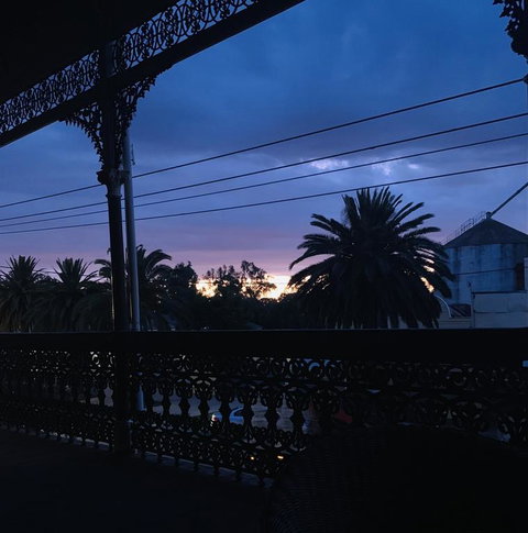 Rochester Wine Tavern - Accommodation Mount Tamborine 3