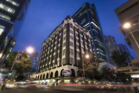 Royal Albert Hotel - Accommodation Mount Tamborine 0