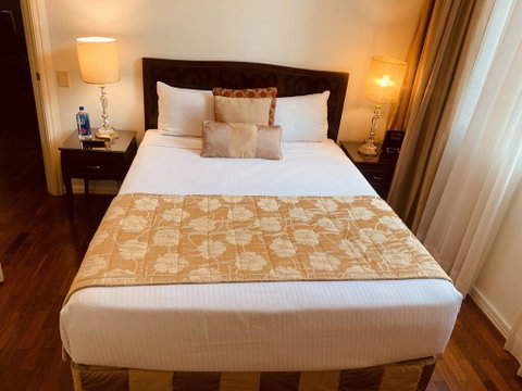Royal Albert Hotel - Accommodation Mount Tamborine 3