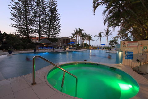 Royal Palm Resort On The Beach - Accommodation Mount Tamborine 2